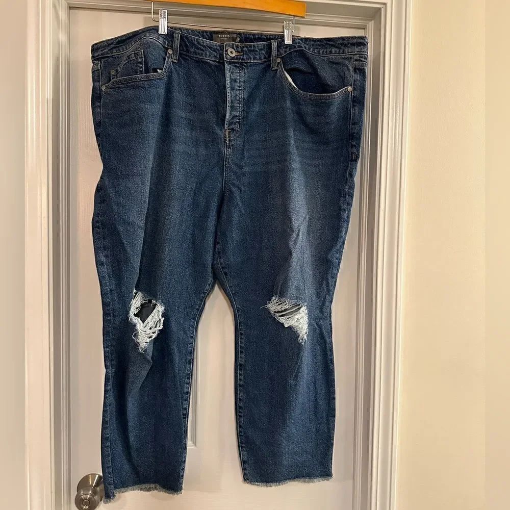Torrid Mom Jean Straight Premium Classic Denim High Rise Jeans SZ 26 R NWT